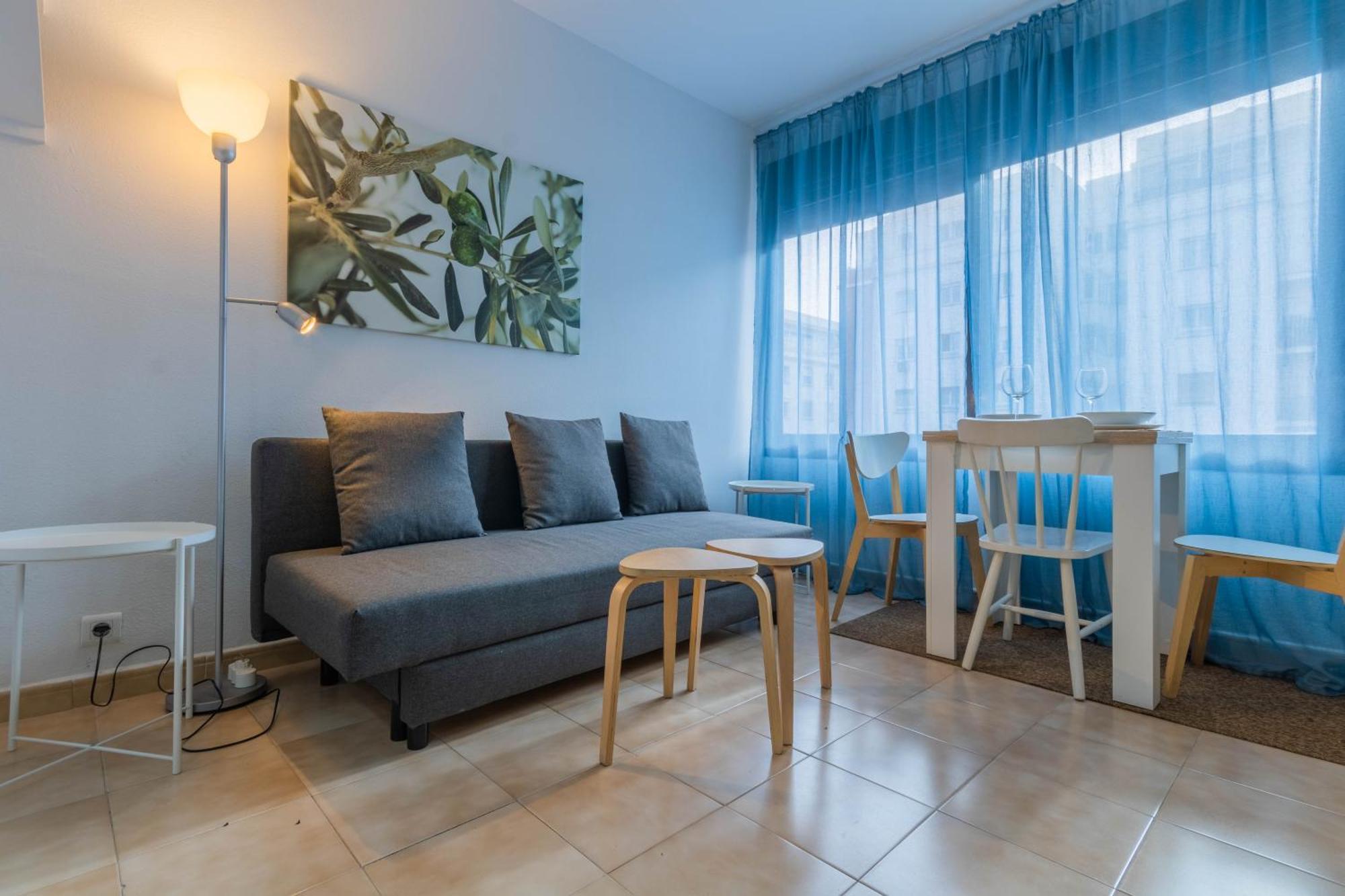 Nice And Cozy- 1Bd 1Bth- Triana 세비야 외부 사진