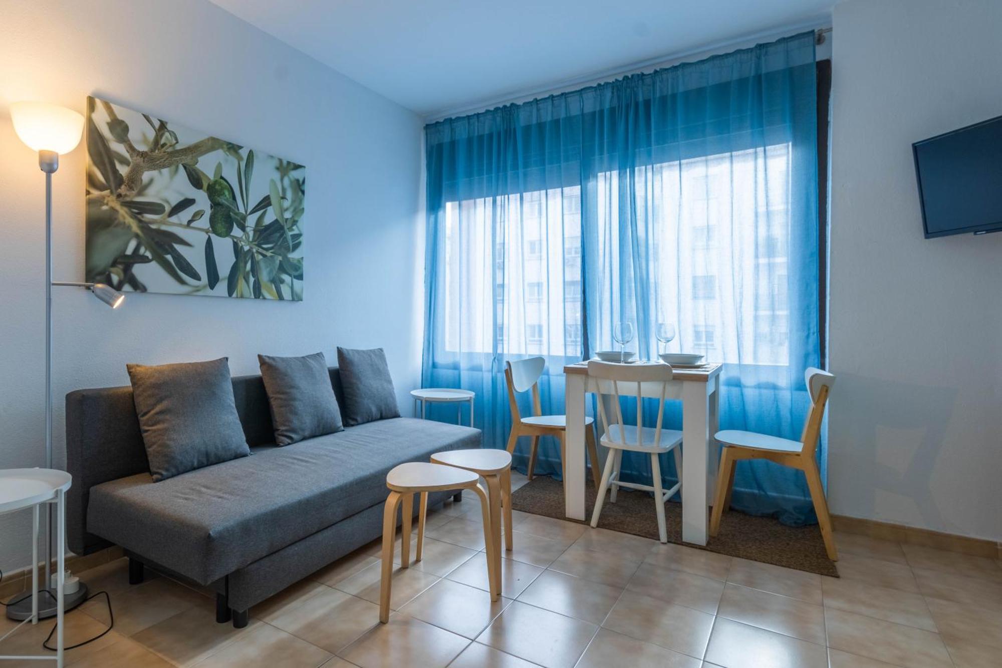 Nice And Cozy- 1Bd 1Bth- Triana 세비야 외부 사진