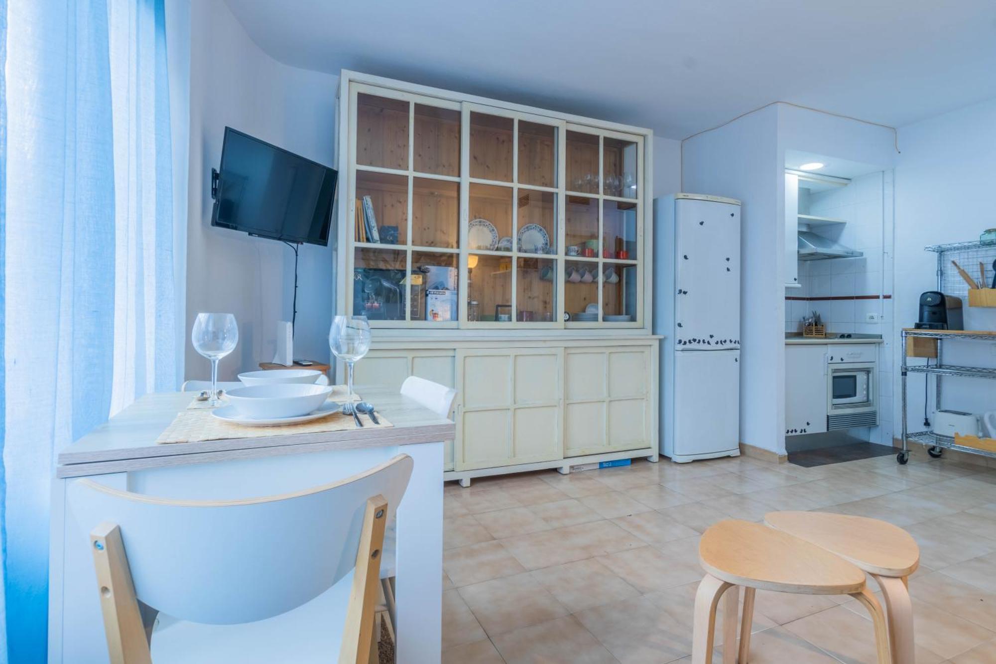 Nice And Cozy- 1Bd 1Bth- Triana 세비야 외부 사진